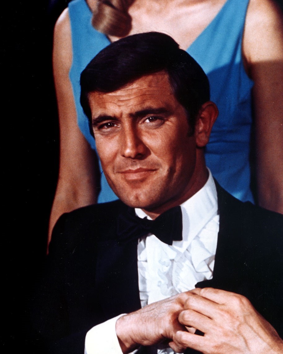George Lazenby als James Bond